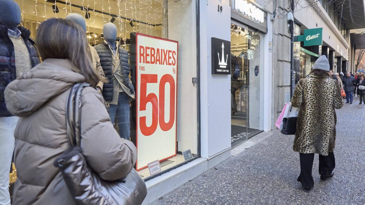 Primer dia de rebaixes a a Girona