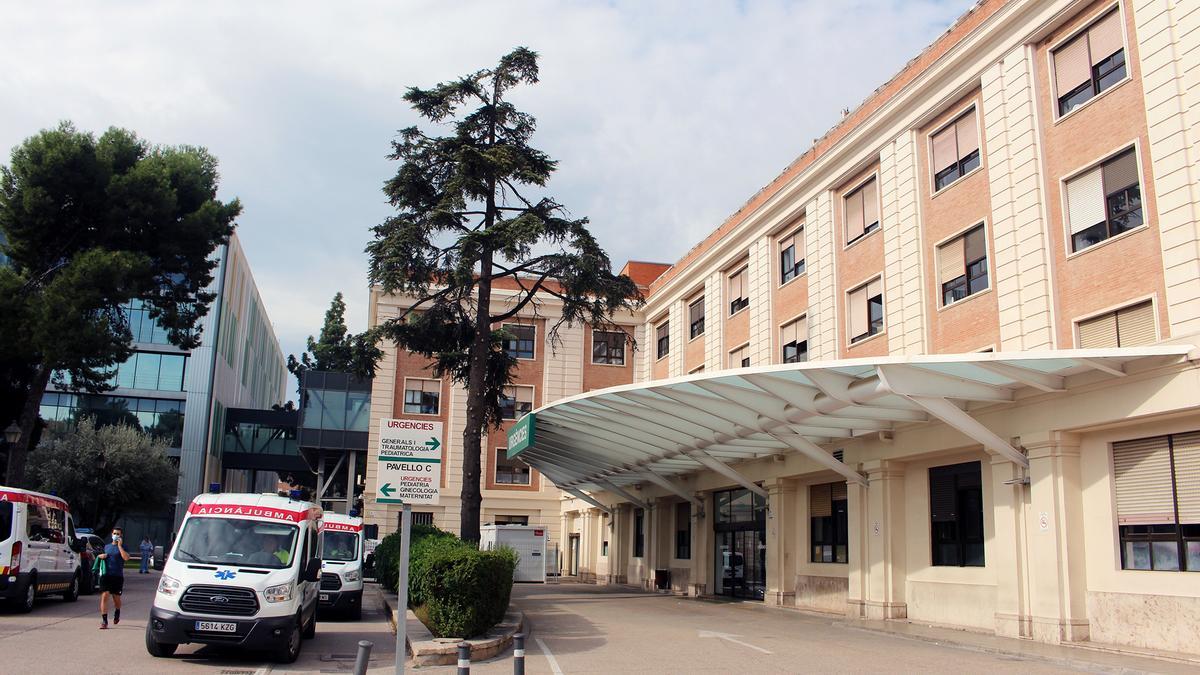Imagen de archivo de la fachada de las Urgencias del Hospital General de València.