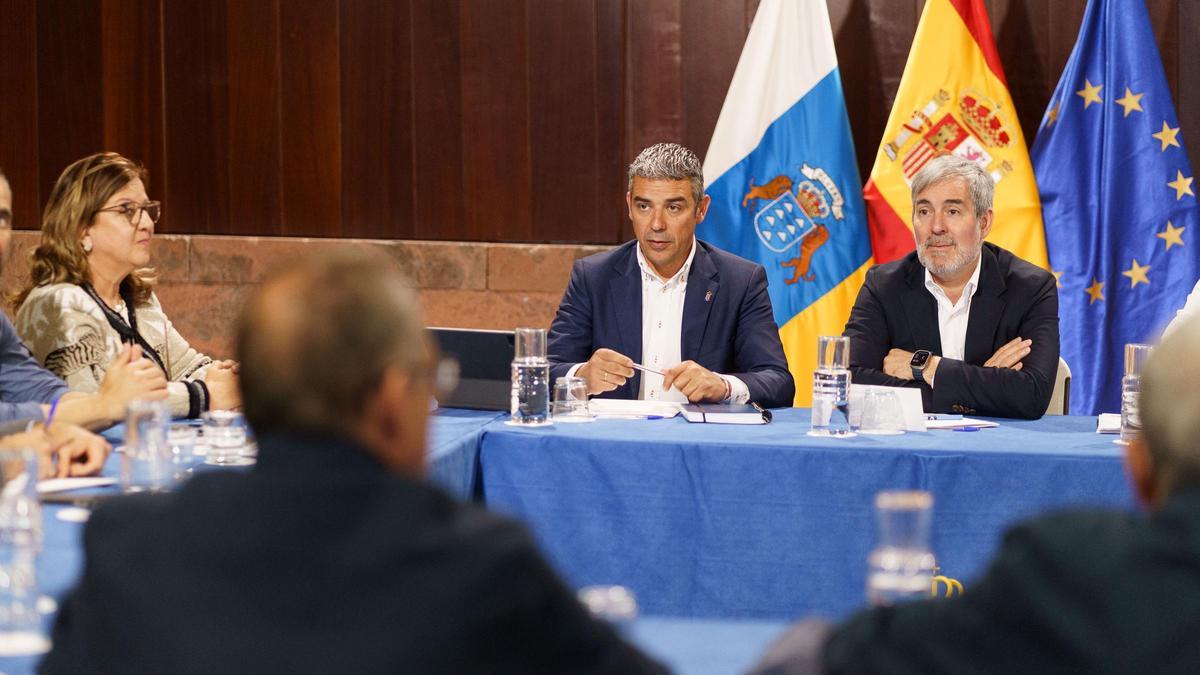 Clavijo y Quintero analizan con el sector la situación del plátano.