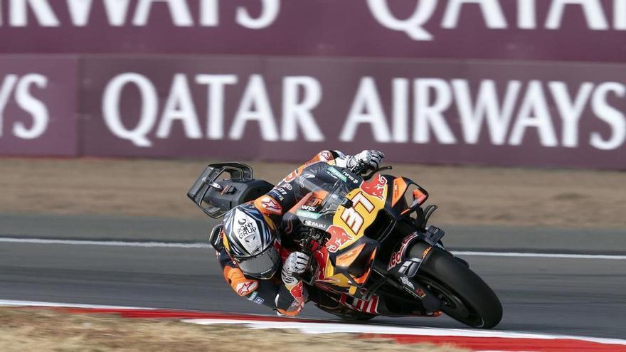 Pedro Acosta, segundo en Aragón tras un gran Marc Márquez
