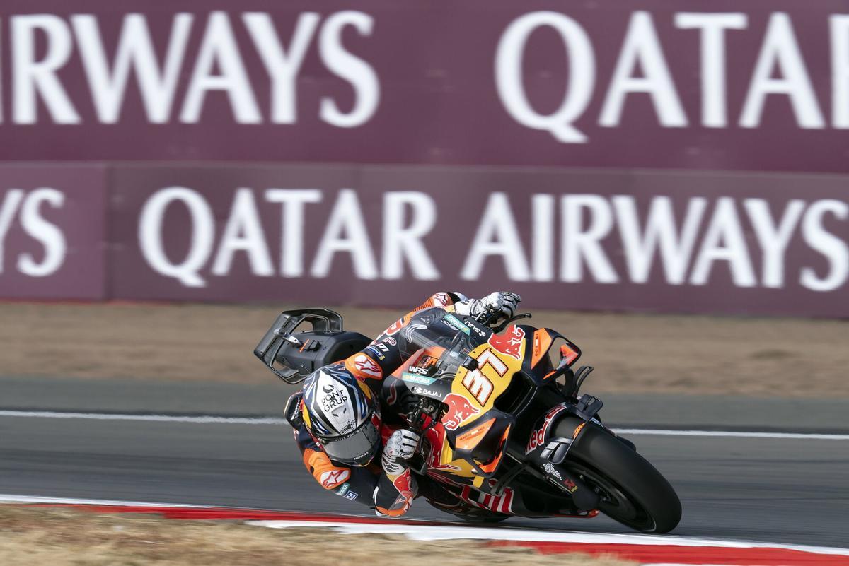 Pedro Acosta durante la carrera, en la cual ha terminado en la posición número 5, del GP de Gran Bretaña.