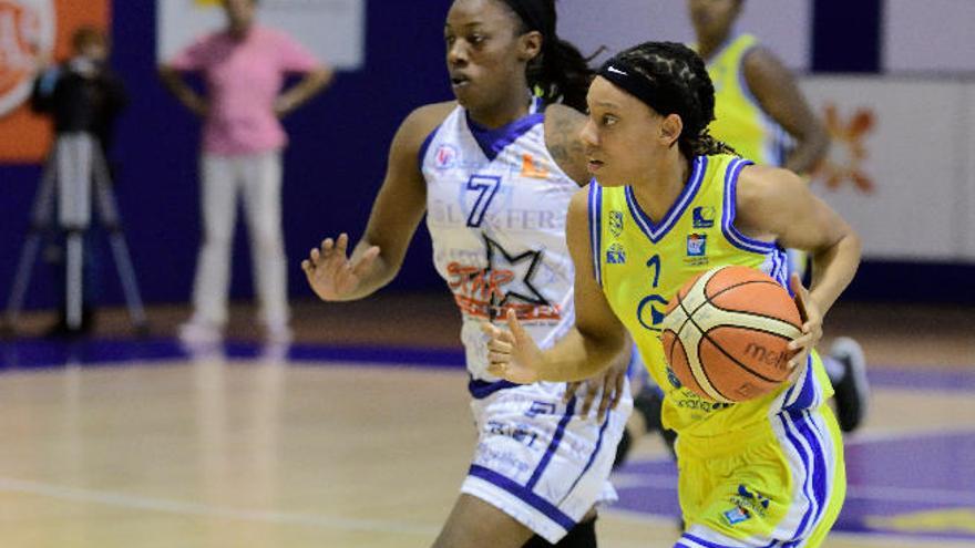 Brenae Harris, escolta del Spar, durante el último partido en casa.