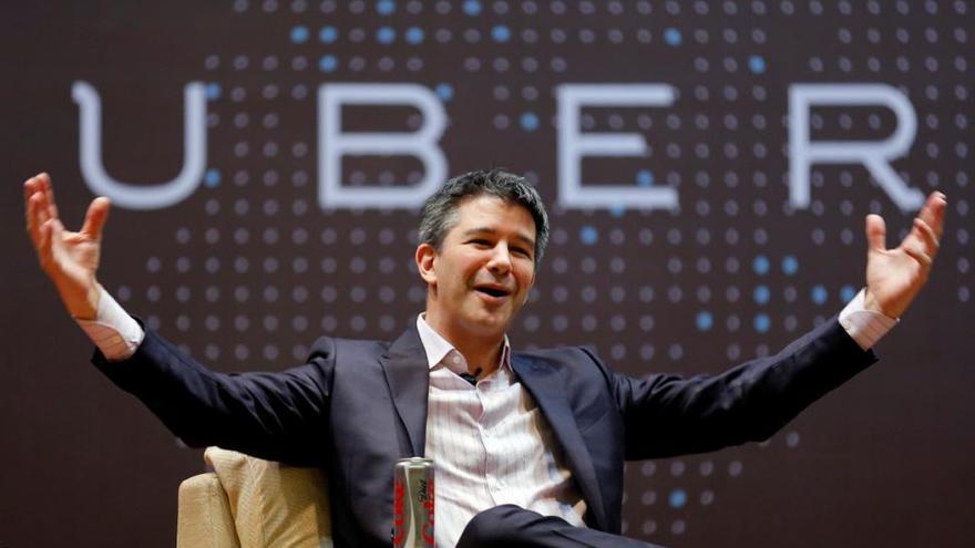 El fundador y director general de Uber dimite presionado por los accionistas