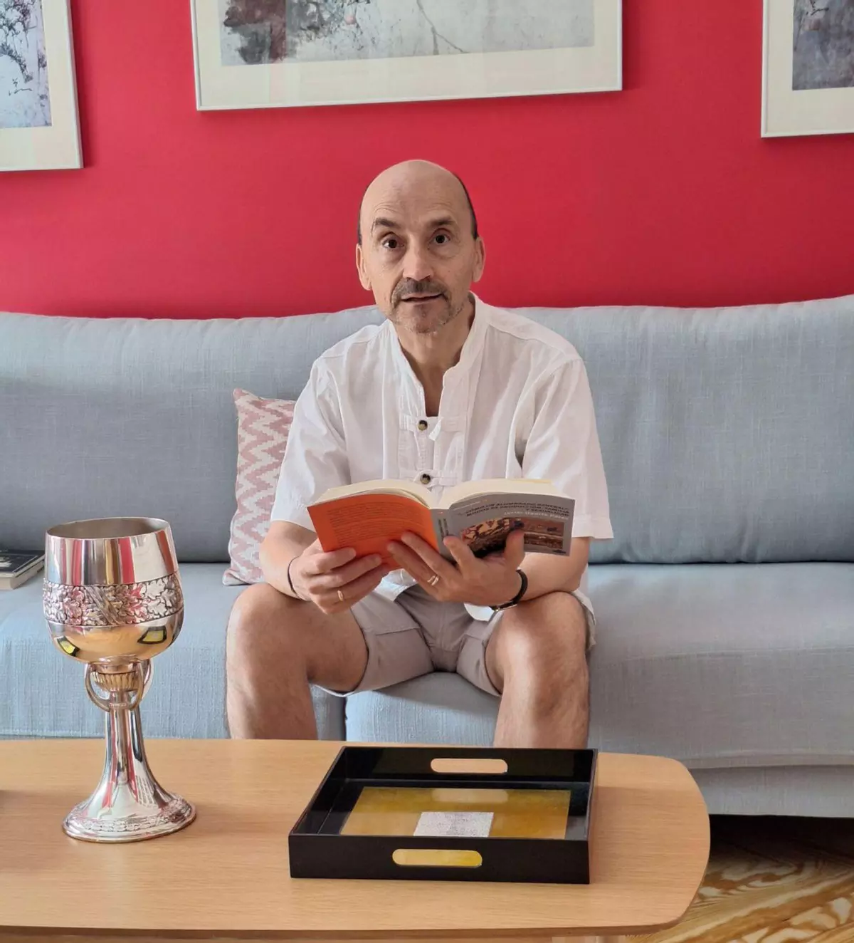 Javier Ugarte, una filosofía errante con alma asturiana:  "Asturias ganaría si la siderurgia volviera a manos del Estado, lo que sería lógico puesto que él la creó"