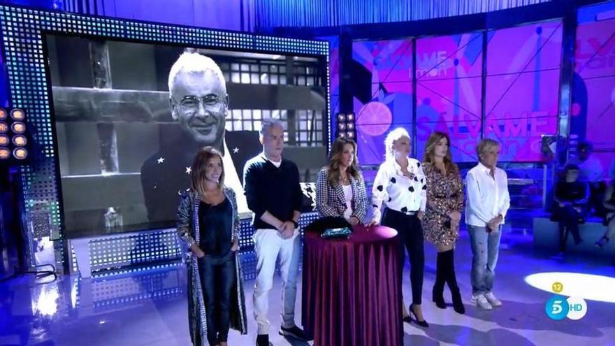 La audiencia de Sálvame, a punto de expulsar a una famosa colaboradora del programa: &quot;Está llena de odio&quot;