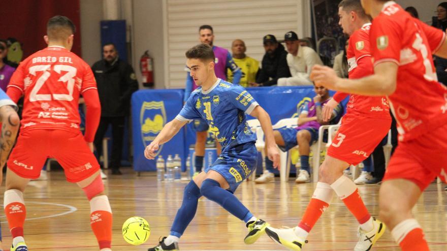 El Servigroup Peñíscola lucha sin premio ante el Jimbee Cartagena (2-4)