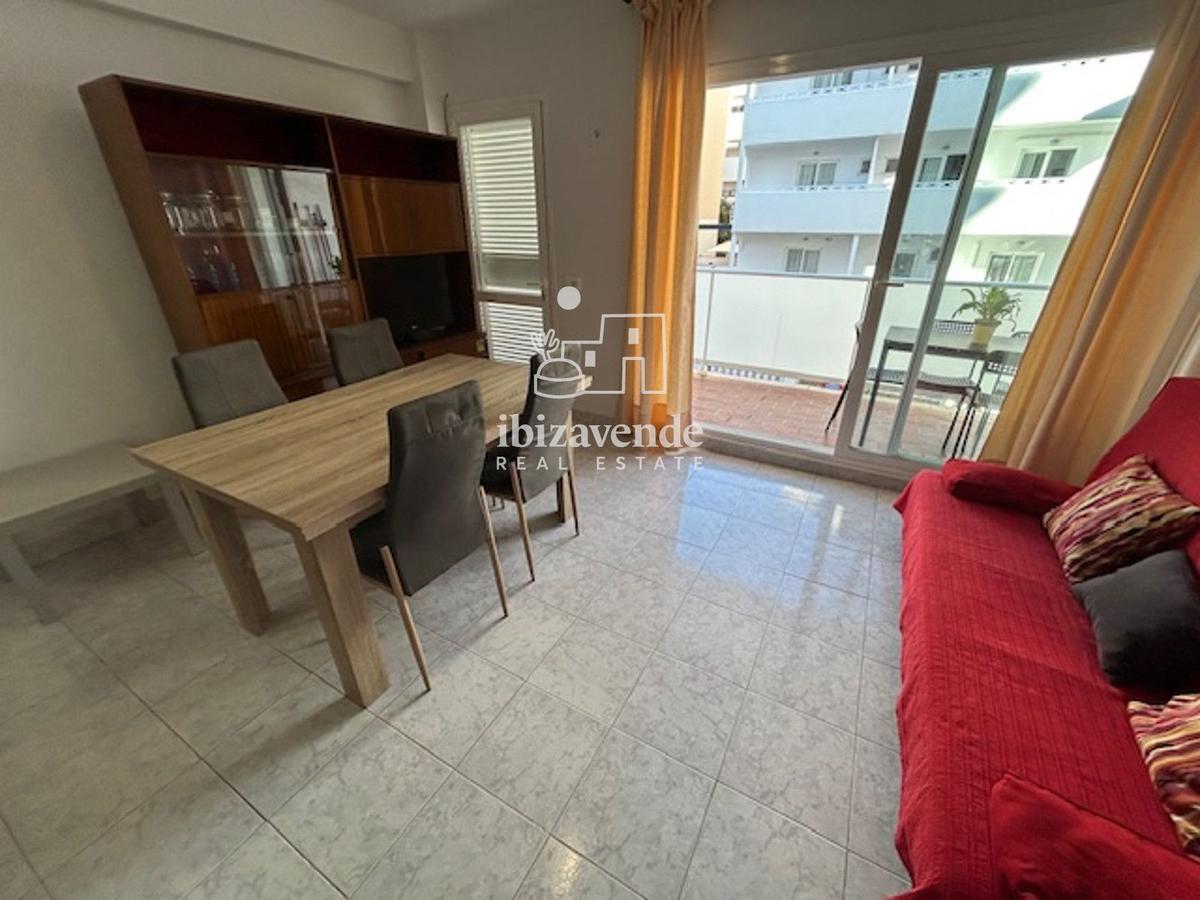 Salón de piso en Ibiza