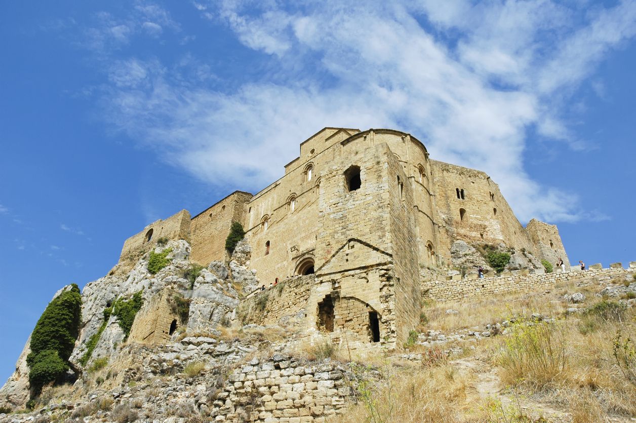 La parte trasera del castillo de Loarre