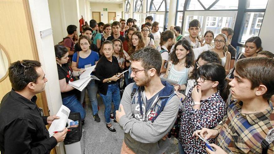 Un total de 3.876 estudiantes se matriculan en Córdoba para la Selectividad