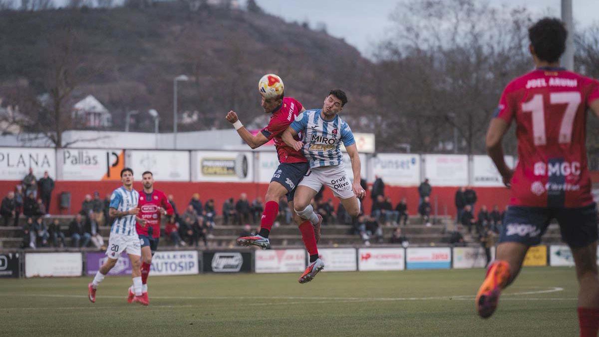 Los dos equipos buscaron la victoria, pero con escasa fortuna en ataque