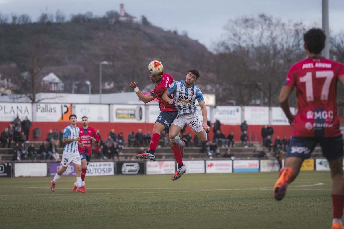 Los dos equipos buscaron la victoria, pero con escasa fortuna en ataque