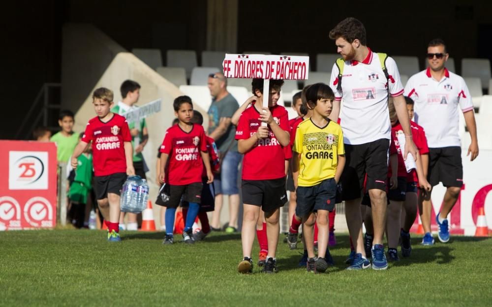 Clausura de la liga local de fútbol base de Cartag