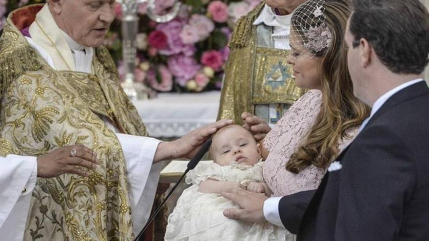 El bautizo de la princesa Leonor reúne a toda la casa real sueca
