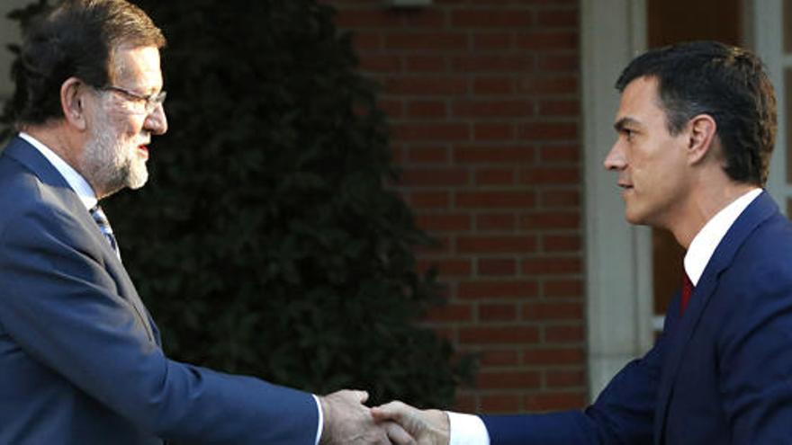 Rajoy y Sánchez, en la firma del pacto antiyihadista.