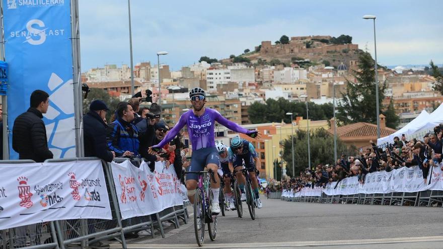 Así ha sido la victoria (de nuevo) en Onda de Michael Matthews en el Gran Premio Castellón-Ruta de la Cerámica