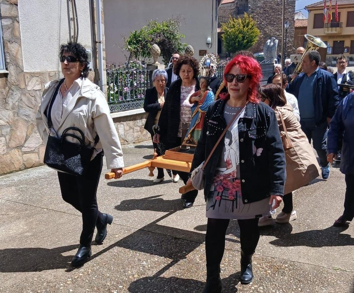 Procesión de Santa Bárbara, en Arrabalde.