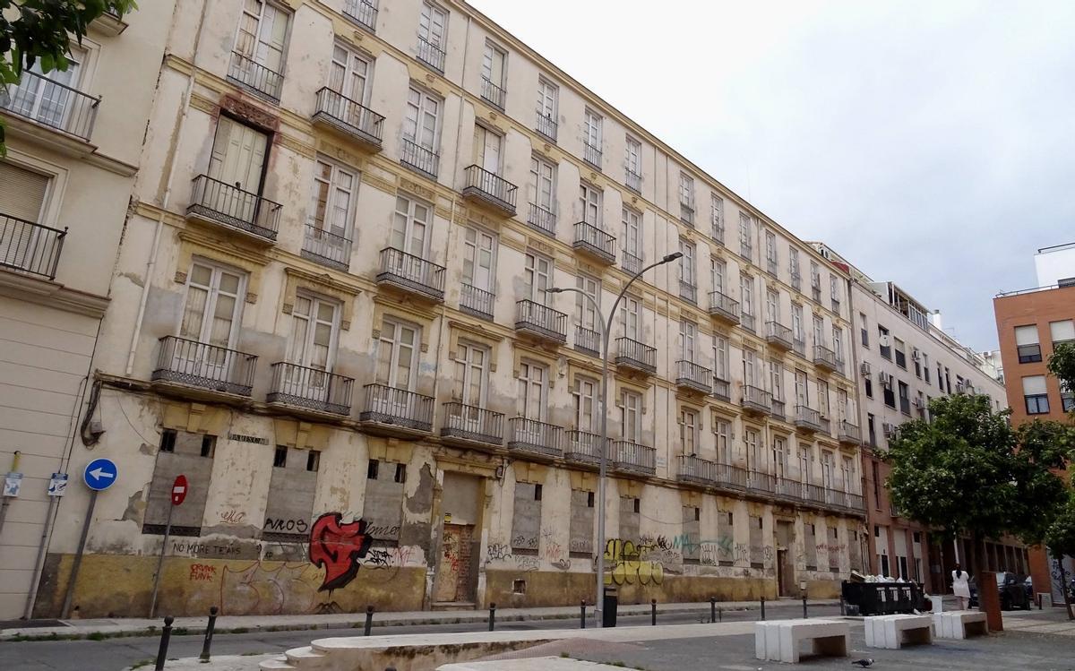 Una imagen de los edificios de la calle Mariscal adquiridos por la francesa Edgar Suites para transformarlos en apartahotel de lujo.