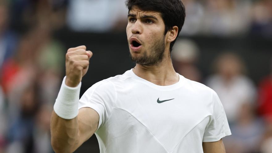 Carlos Alcaraz supera el porcentaje de victorias de Djokovic en finales ATP