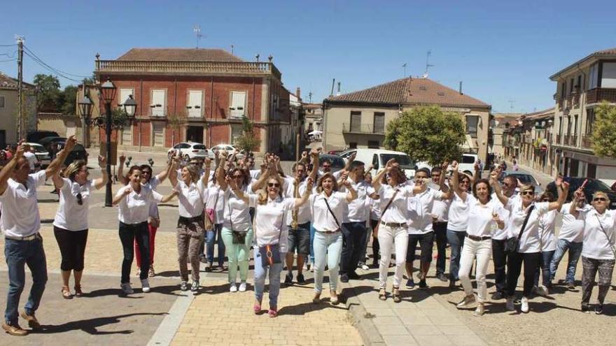 Los quintos del 66 de Fuentesaúco sellan su amistad