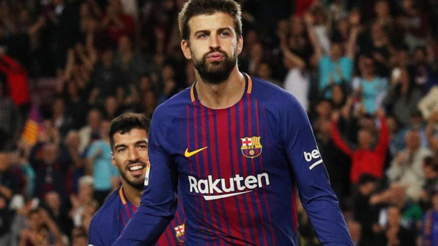 Piqué renova amb el Barça fins al 2022