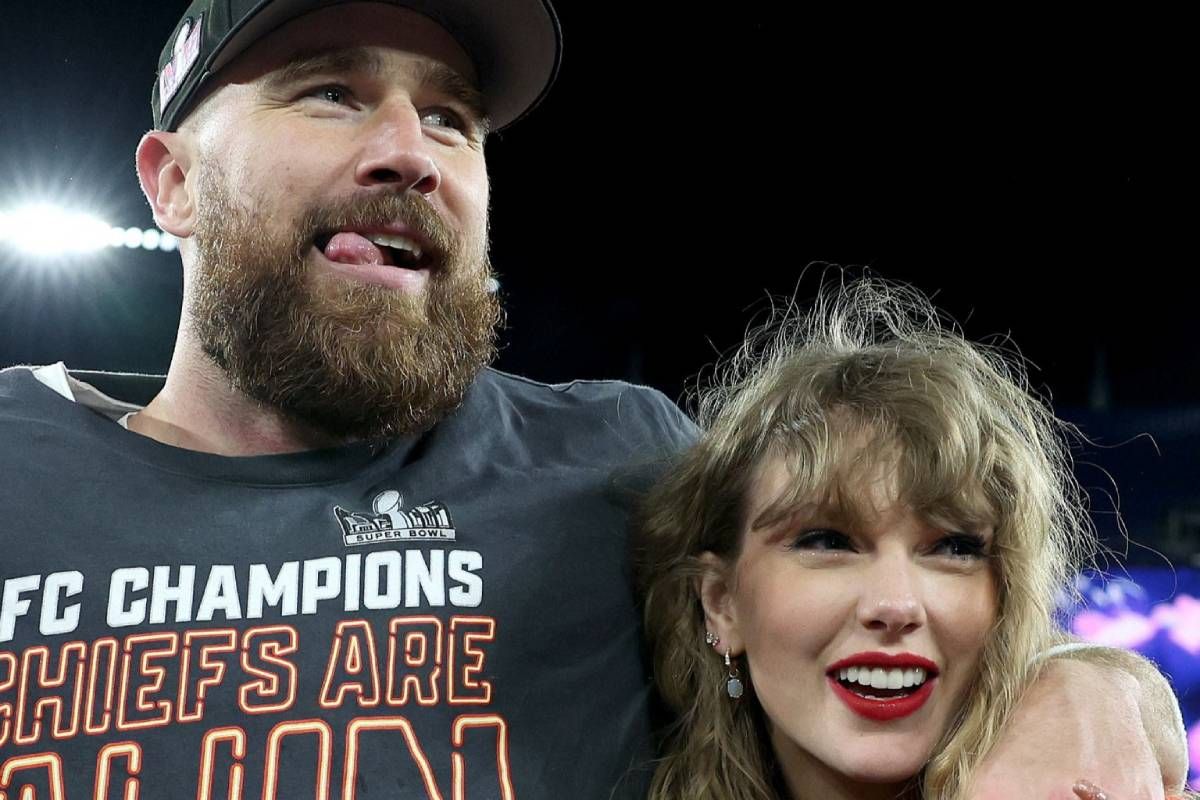 Travis Kelce opina sobre el 'look' de Taylor Swift en los Grammy