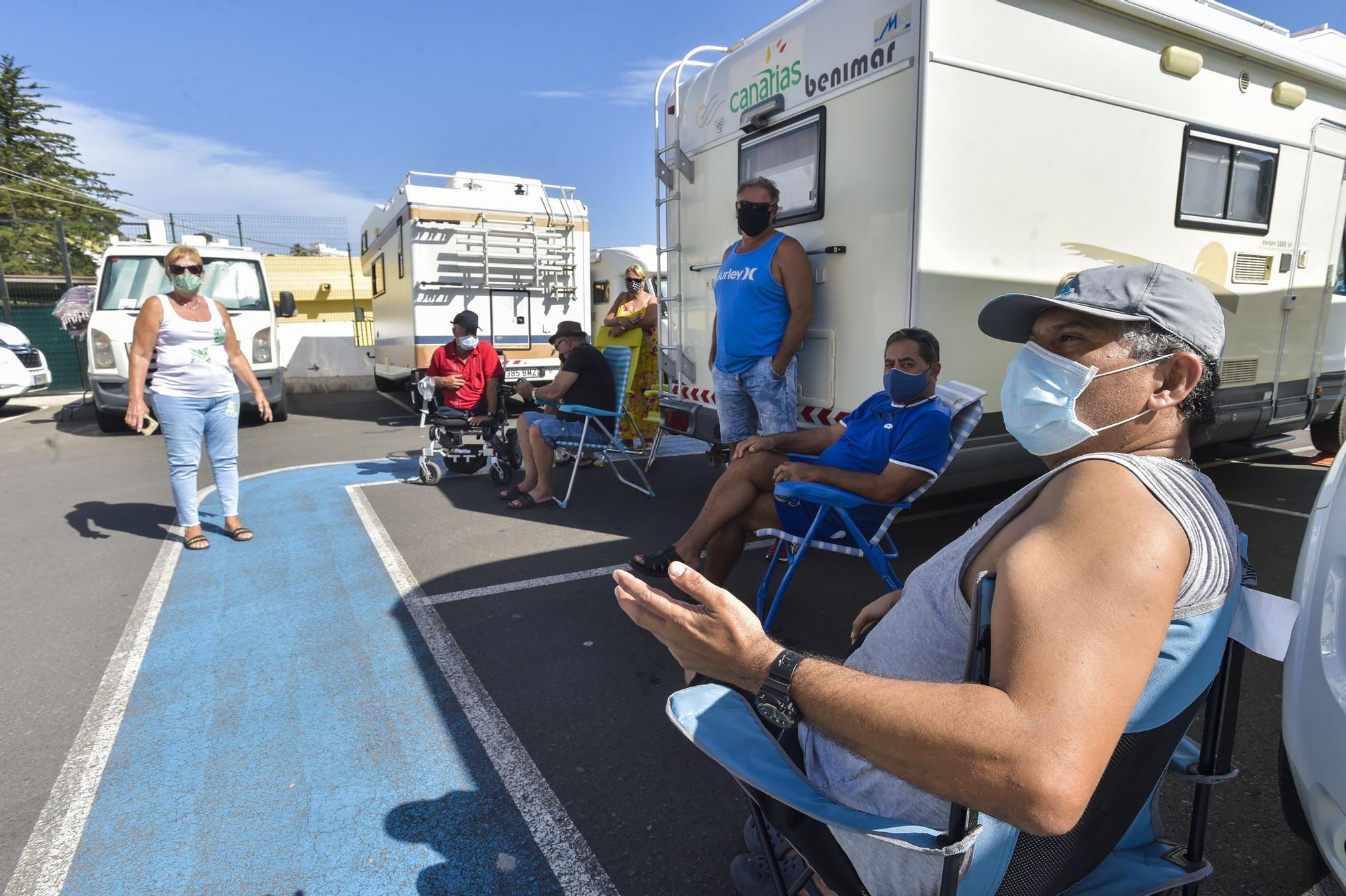 Encuentro de caravanas en Teror