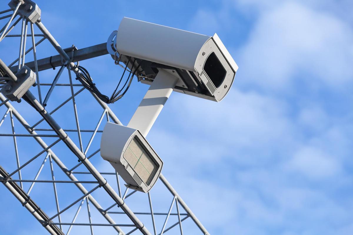 Radars antifrenada: els conductors no podran esquivar més els nous sistemes de la DGT Radars antifrenada: els conductors no podran esquivar més els nous sistemes de la DGT