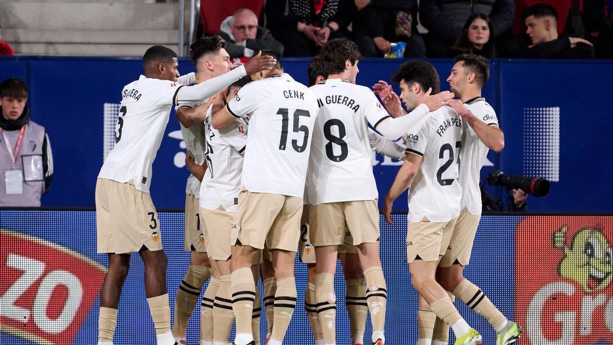 El Valencia se impuso a Osasuna y sumó tres puntos clave en su camino hacia Europa