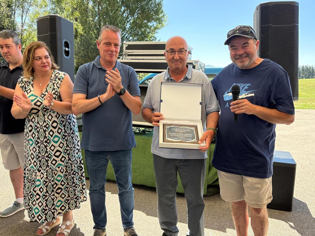 Por la izquierda, Montse Fernández, Marcelino Marcos, José Muñoz y Pablo Osendi.