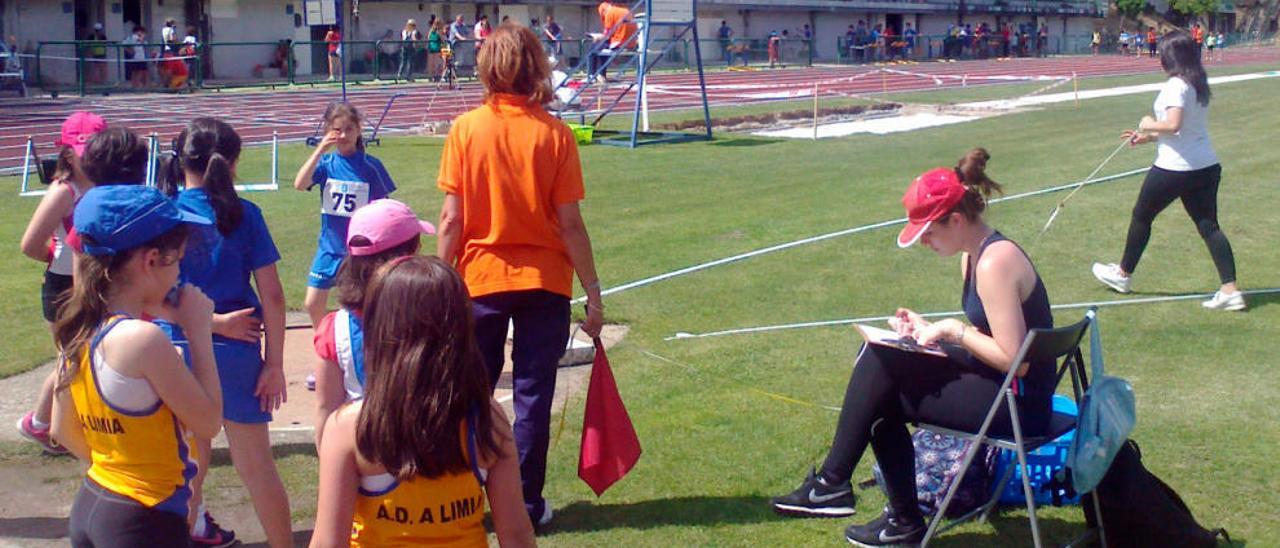Competición de atletismo en Ourense del programa Xogade. // I. Osorio