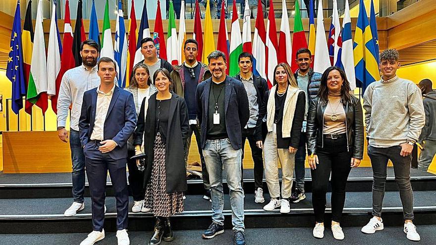 La comitiva fue recibida por Nicolás González Casares en Estrasburgo.