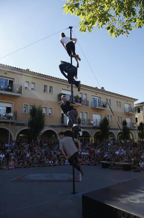 Fira de Circ al Carrer de la Bisbal