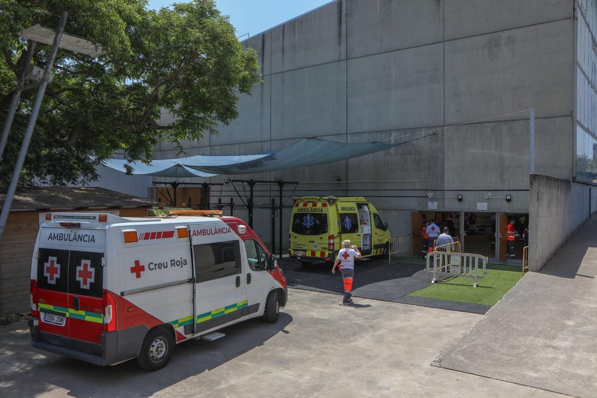 Los heridos han sido trasladados a un hospital de campaña en el polideportivo Can Xaubet en Pineda de Mar