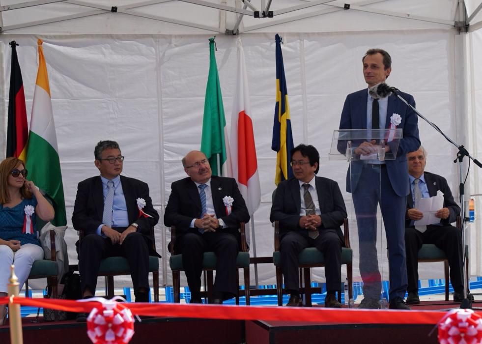 Pedro Duque inaugura el primer telescopio de la Red Cherenkov en La Palma