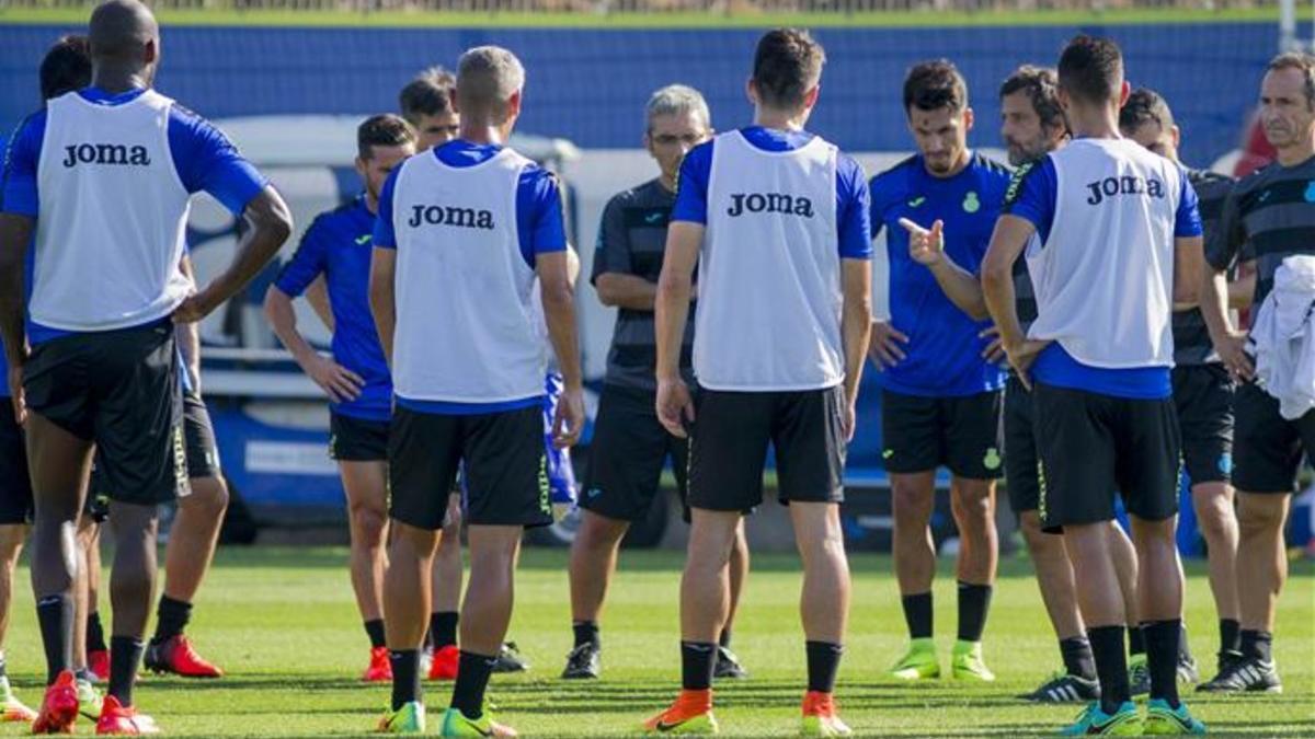 El Espanyol no reserva a nadie para la Supercopa de Catalunya.