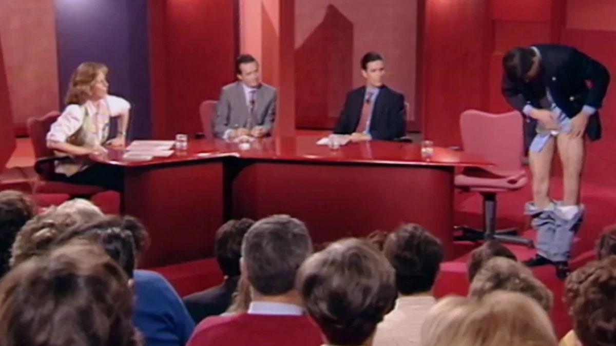 Jesulín de Ubrique se baja los pantalones en una entrevista