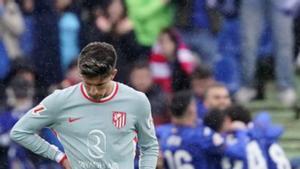 El Getafe remunta i deixa l’Atlètic sense liderat en un final letal (2-1)