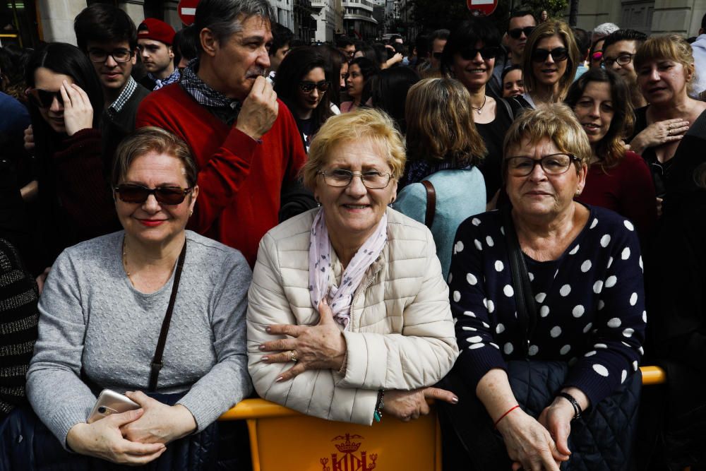 Búscate en la mascletà del 8 de marzo