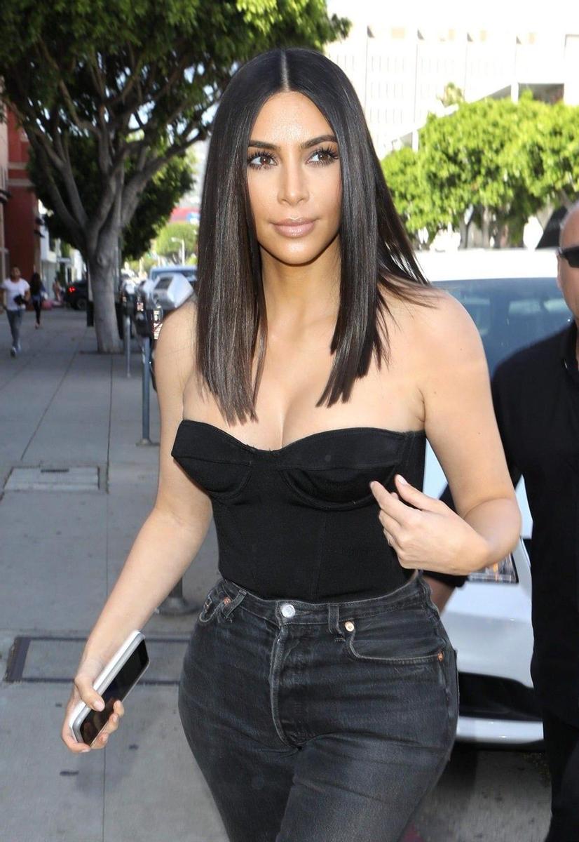 Hablemos del impecable nuevo look de Kim Kardashian
