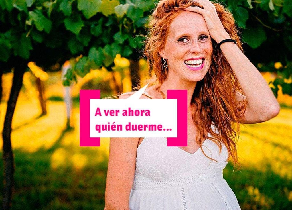 María Castro posando para Instagram con vestido blanco