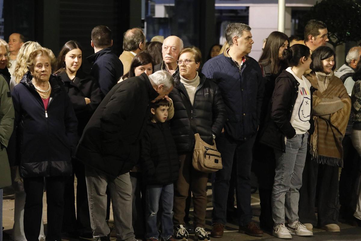 EN IMÁGENES: La procesión de la Resurrección en Avilés