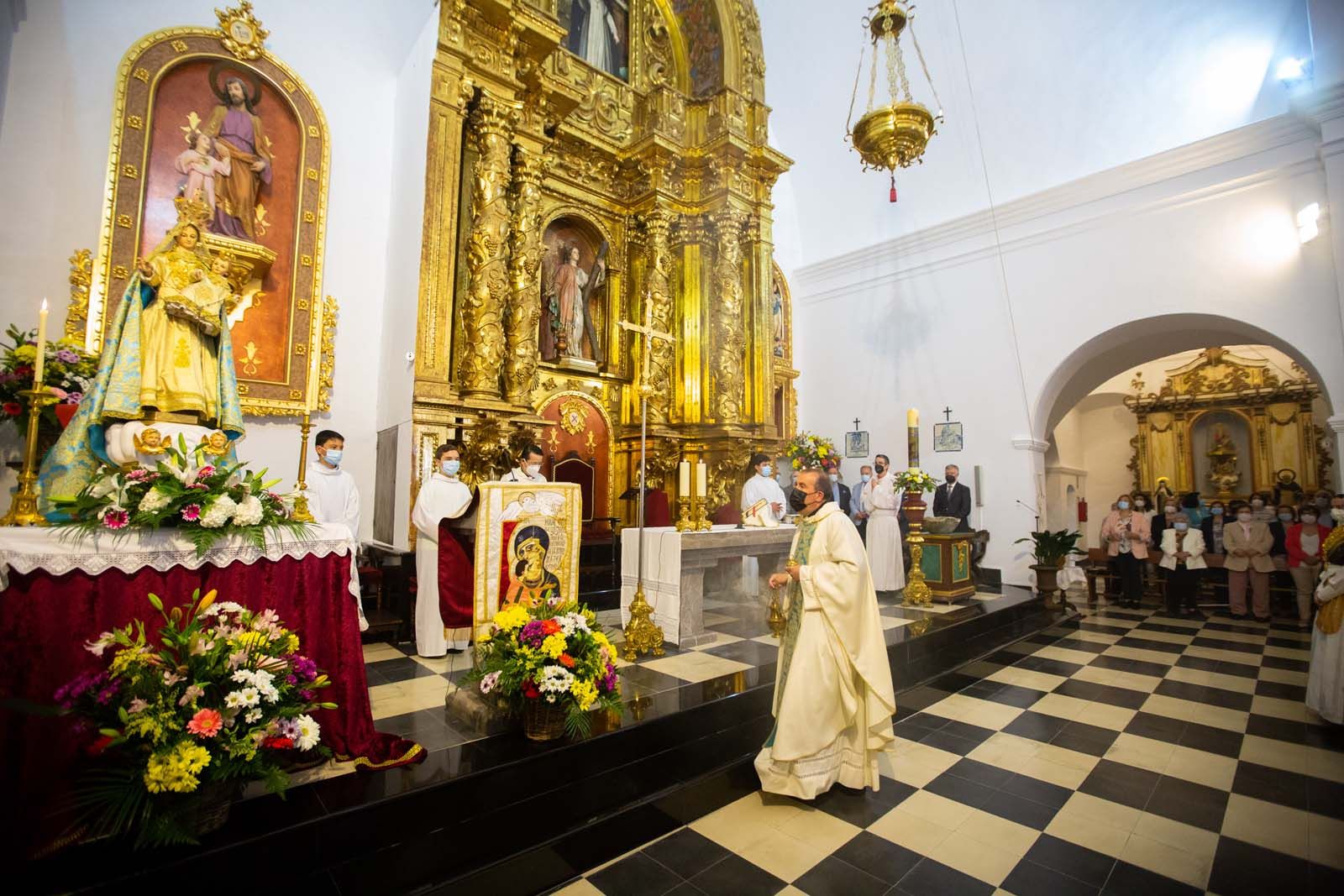 Santa Eulària celebra «un poquito» el ‘Anar a maig’