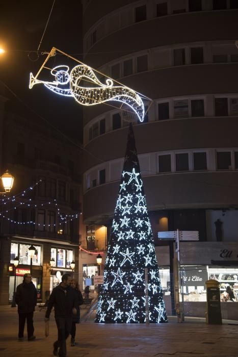 Els llums de Nadal arriben més lluny a Manresa