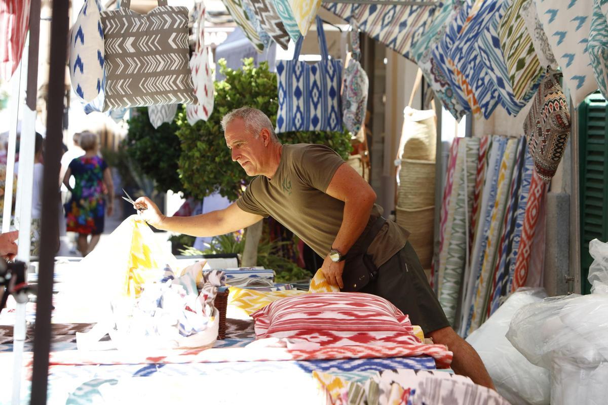 Hier in Llucmajor lebt es sich besonders angenehm: Ein Bild vom Wochenmarkt des Ortes.