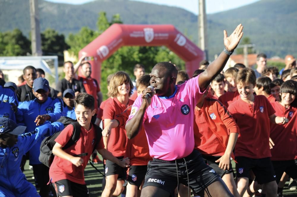 Los jóvenes del Submarino Amarillo doblegaron en la final a la Roma, que debutaba en el torneo.