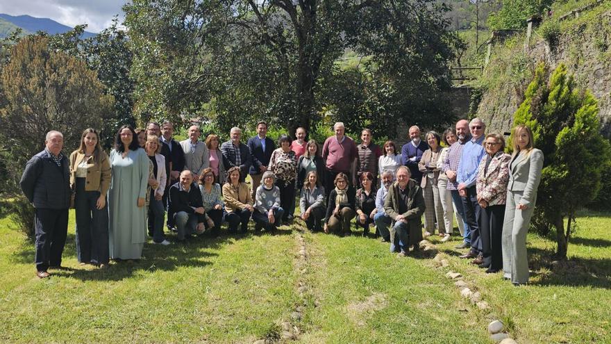 Integrantes del jurado de los premios. | FOTO CEDIDA A LNE