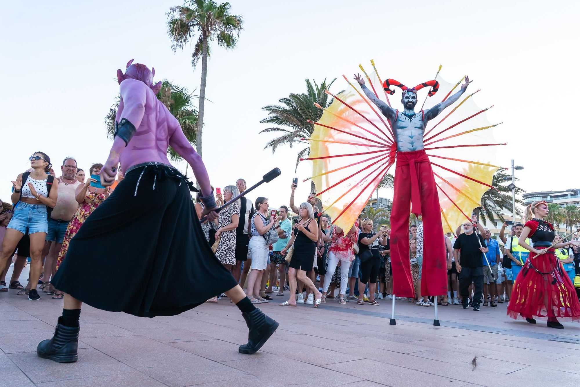 Celebración de las hogueras de San Juan en Playa del Inglés