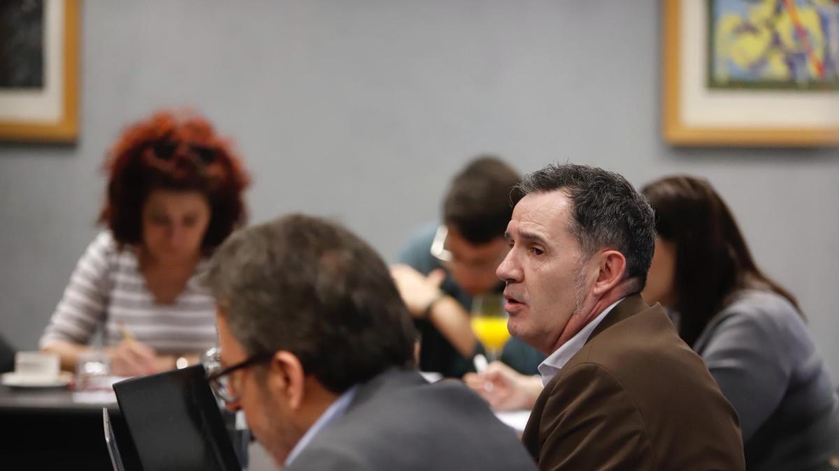 Juan Carlos Dueñas, nuevo presidente del clúster del automóvil en Aragón, llama a colaborar con los centros de datos para explorar su aportación al coche del futuro