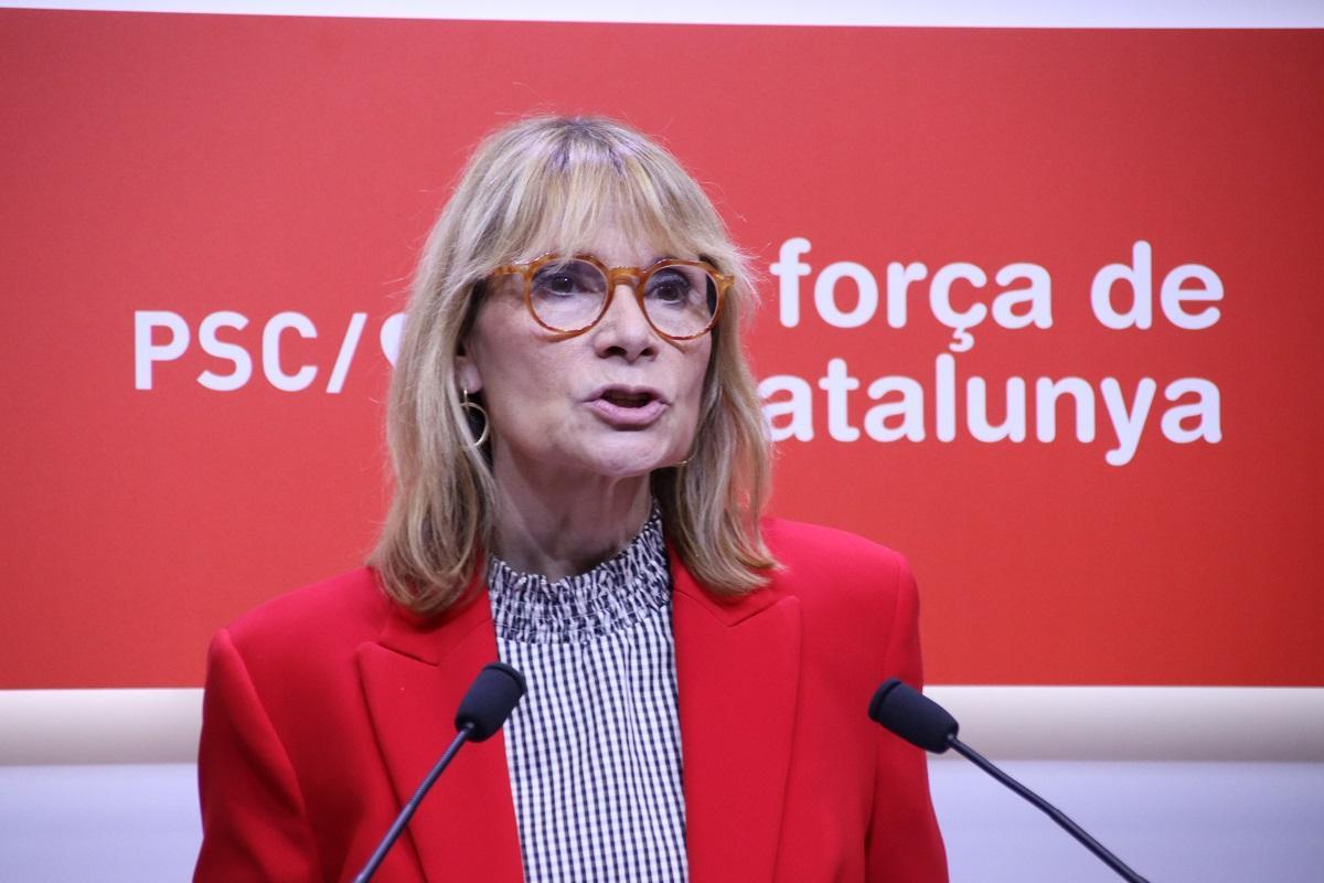 Социалисты поддерживают Санчеса и восхваляют его действия