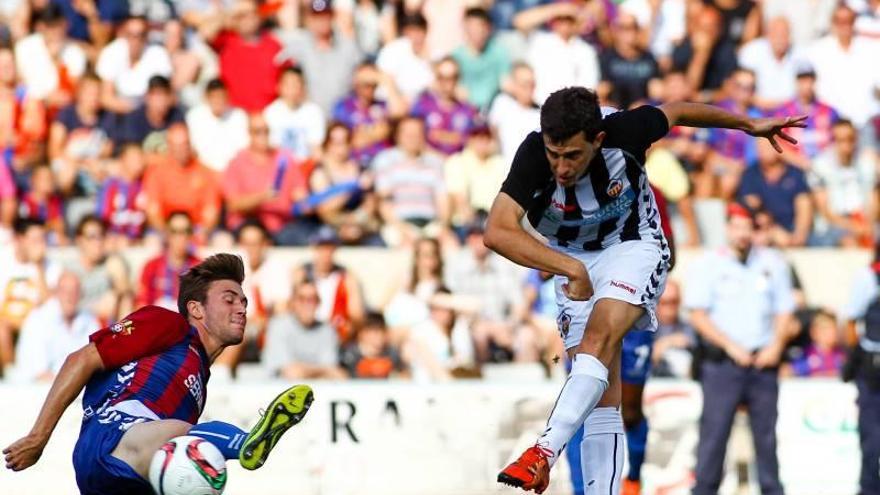 El Gavà sube y deja al Castellón sin ascenso en los penaltis (6-5)